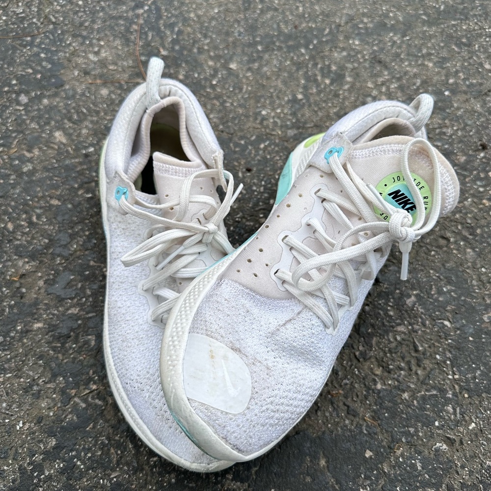 Nike Joyride Runners Size 8